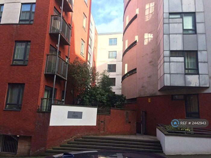 1 Bedroom Flat To Rent In The Citadel, Manchester, M4