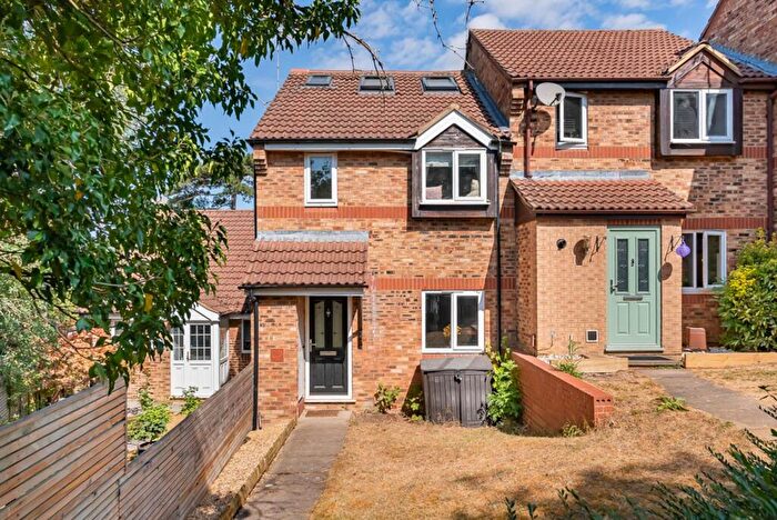 4 Bedroom Terraced House For Sale In Liberty Close, Hertford, SG13