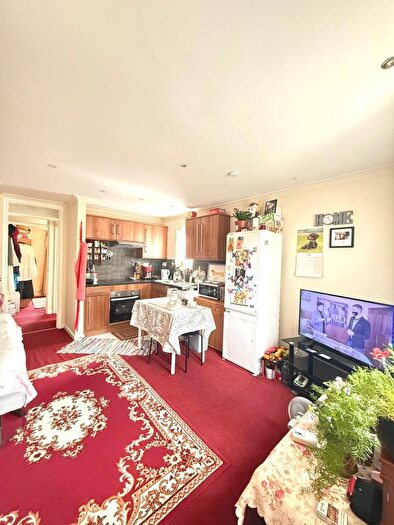 1 Bedroom Flat To Rent In Helmesdale Close, Hayes, UB4