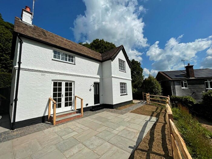 2 Bedroom Detached House To Rent In Collards Lane, Haslemere, Surrey, GU27