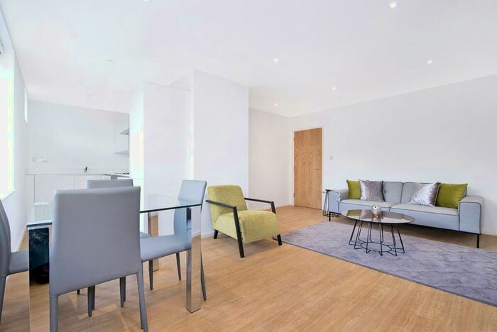 2 Bedroom Apartment To Rent In Greenwich Quay, Clarence Road, London, SE8