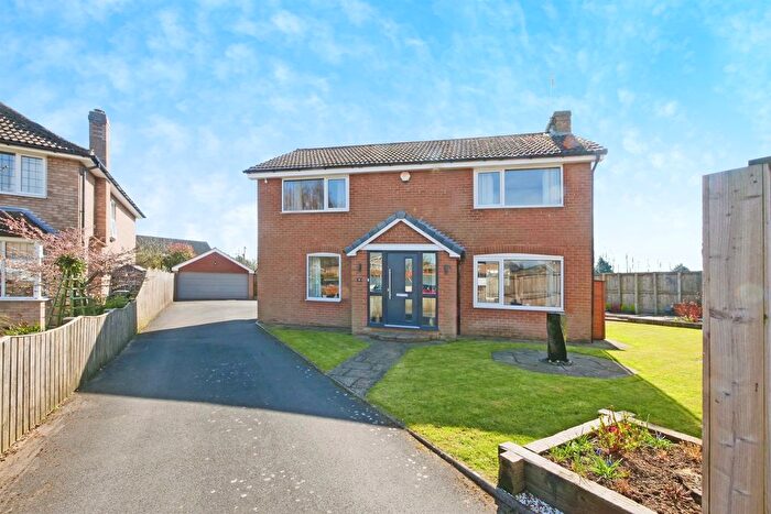 4 Bedroom Detached House For Sale In Grange Close, Skelton, York, YO30