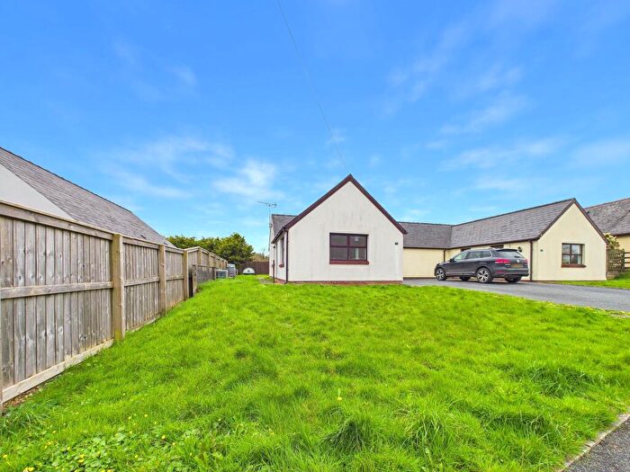 2 Bedroom Semi-Detached Bungalow For Sale In Lamborough Crescent, Clarbeston Road, SA63