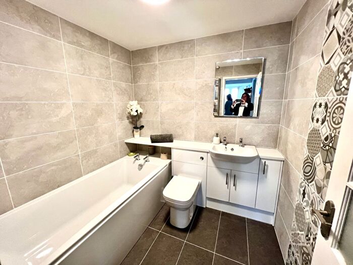 5 Bedroom Detached House For Sale In Auckland Way, Hartlepool, TS26