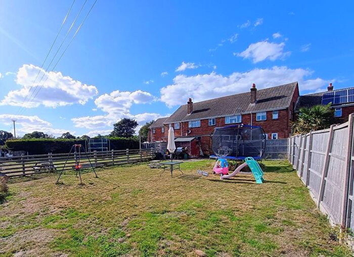 2 Bedroom Flat For Sale In St. Martins Road, Sandford, Wareham, BH20