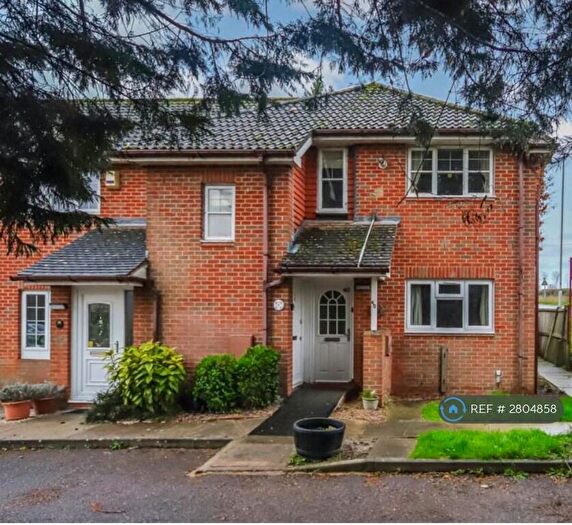 1 Bedroom Maisonette To Rent In Chapel Meadow, Tring, HP23