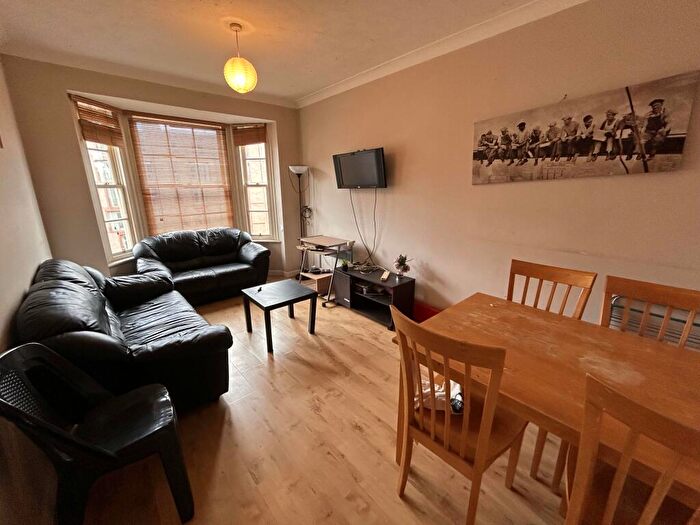 5 Bedroom House To Rent In Highgate, Durham, DH1