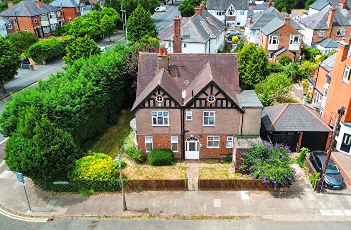 4 Bedroom Detached House For Sale In Sunnycroft Road, Western Park, Leicester, LE3