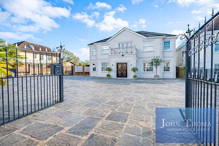 7 Bedroom Detached House For Sale In Manor Road, Chigwell, IG7