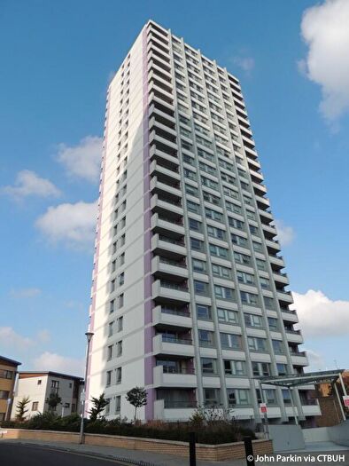 1 Bedroom Apartment To Rent In Mallard Point, Rainhill Way, London, E3