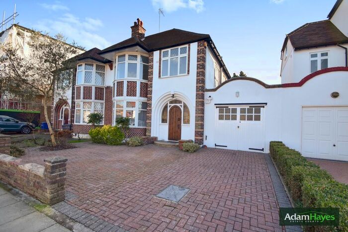 4 Bedroom Semi-Detached House To Rent In Creighton Avenue, East Finchley, N2