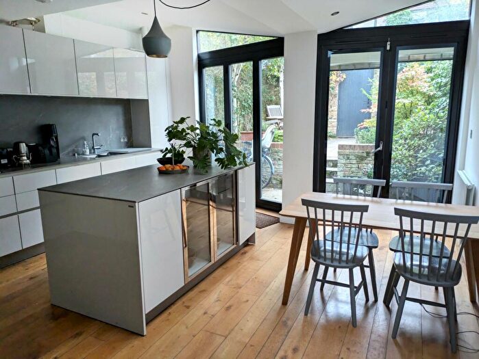 2 Bedroom End Of Terrace House To Rent In Battledean Road, N5