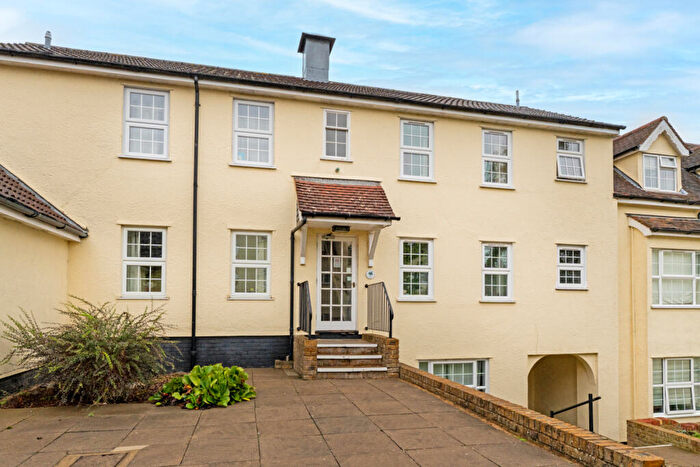 1 Bedroom Apartment For Sale In Cedar Court, Bishops Stortford, Herts, CM23