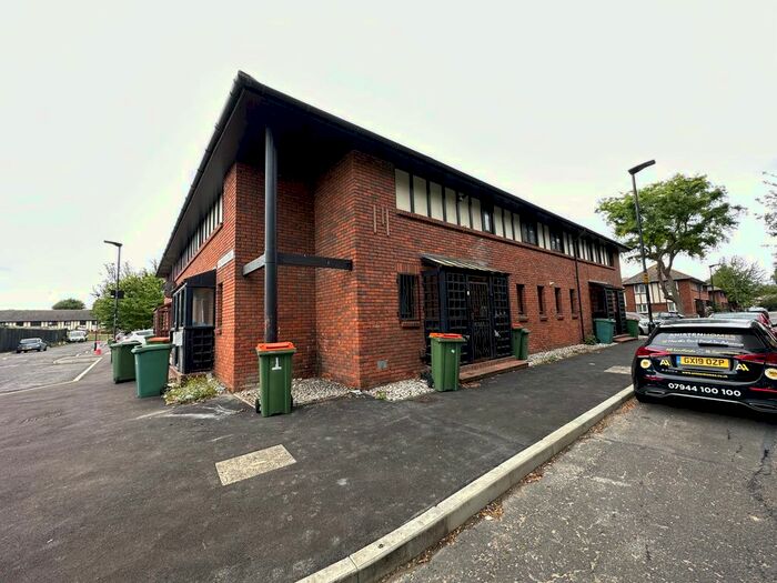 2 Bedroom Flat To Rent In Pennyroyal Avenue, London, E6