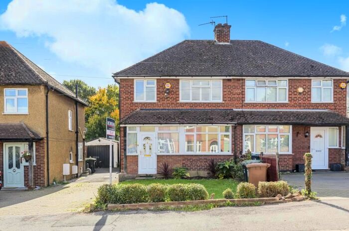 3 Bedroom Semi-Detached House To Rent In Woodland Road, Maple Cross, Rickmansworth, WD3