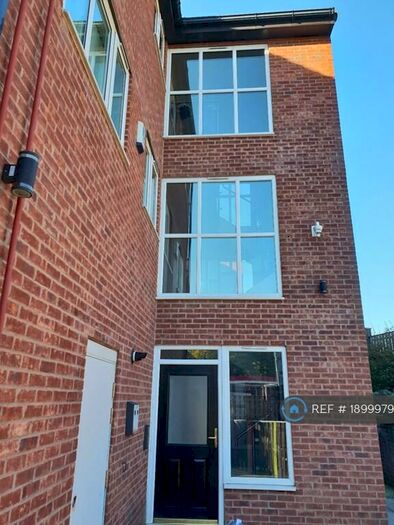 2 Bedroom Flat To Rent In Atlas Court, Brinsworth, Rotherham, S60