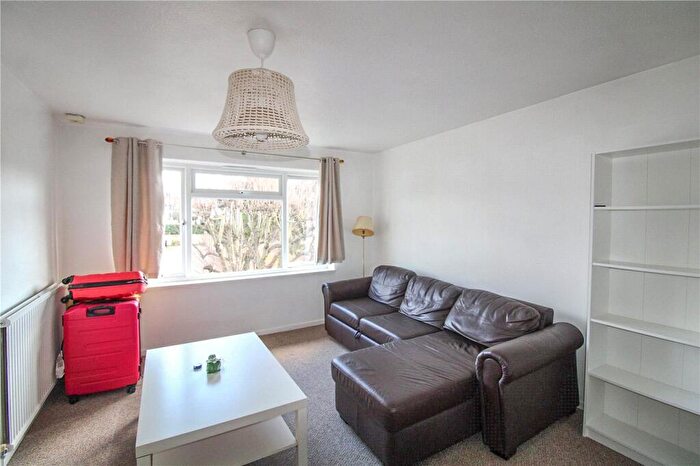 1 Bedroom Apartment To Rent In Chepstow Road, Croydon, Surrey, CR0