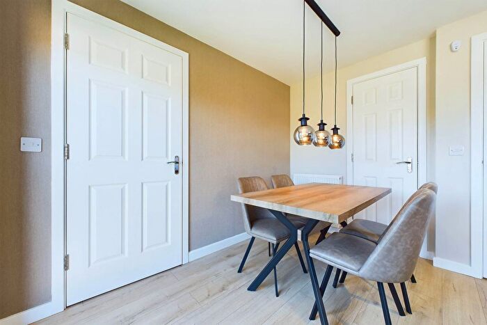 4 Bedroom Detached House For Sale In Todhills Place, Cumbernauld, G68