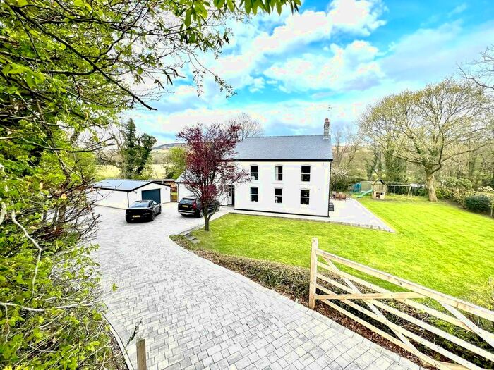 5 Bedroom Detached House For Sale In Neath Road, Fforest Goch, Pontardawe., SA8