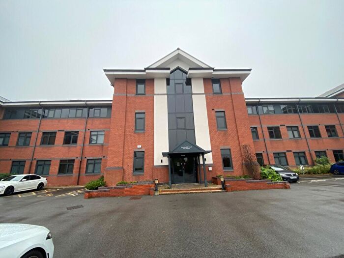 2 Bedroom Apartment To Rent In Dawsons Square, Pudsey, LS28