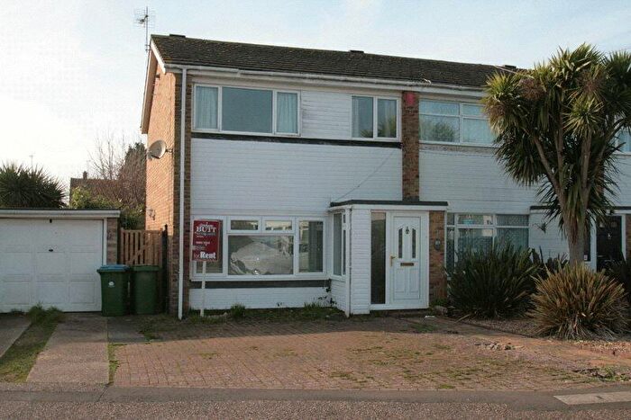 3 Bedroom End Of Terrace House To Rent In Meadowside, Angmering, BN16