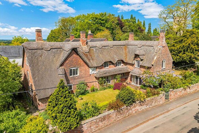 4 Bedroom Semi-Detached House For Sale In Swepstone House, Swepstone, Leicestershire, LE67