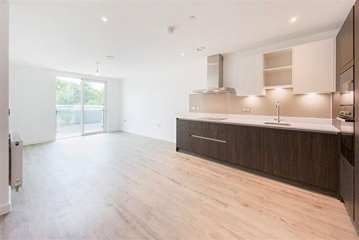 2 Bedroom Apartment To Rent In Quarry Building, Middlewood Locks, M5