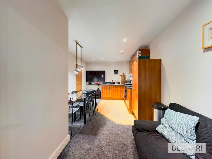 3 Bedroom Flat To Rent In Cutlass Court, Granville Street, Birmingham, B1