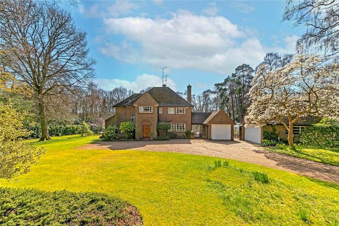 4 Bedroom Detached House For Sale In Alderton Drive, Ashridge Park, Little Gaddesden, Hertfordshire, HP4