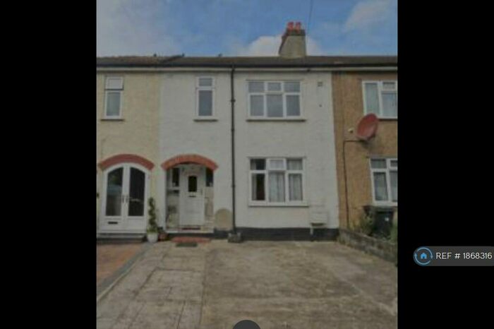 3 Bedroom Terraced House To Rent In Albert Road, New Malden, KT3
