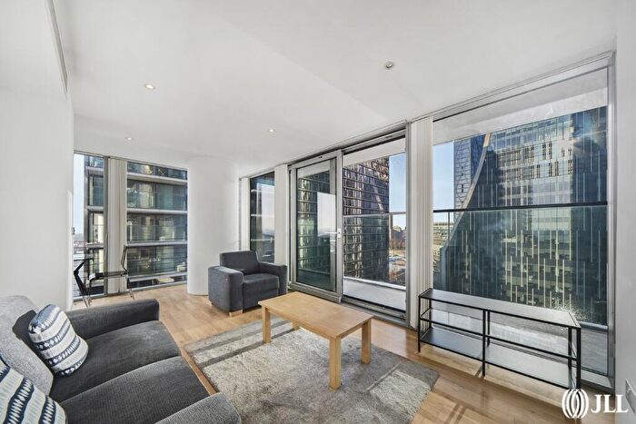 1 Bedroom Flat For Sale In Landmark East, Marsh Wall, E14