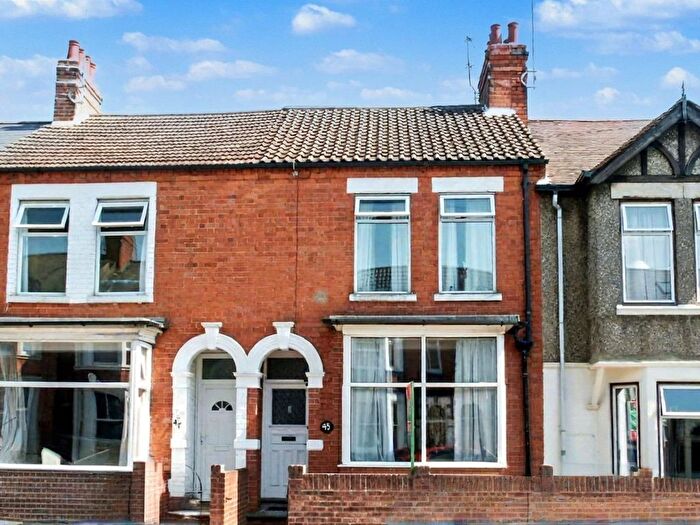 3 Bedroom Terraced House To Rent In Glasgow Street, St James, Northampton, NN5