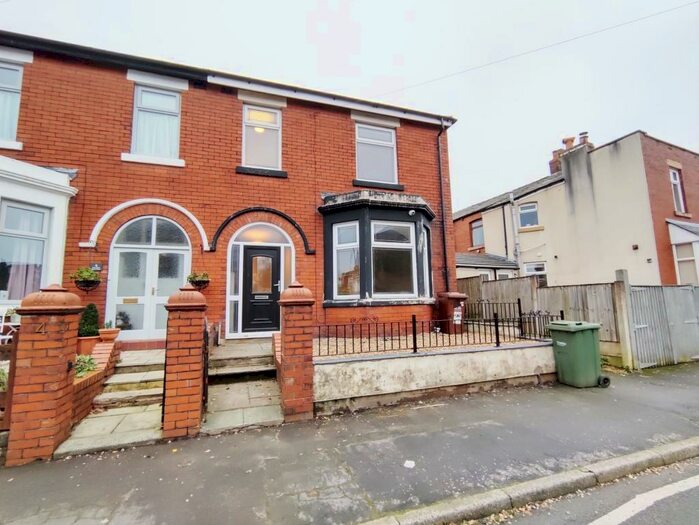 3 Bedroom House To Rent In Beechwood Road, Chorley, PR7