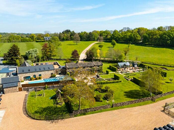 6 Bedroom Farm House To Rent In Howhill Quarry Road, Beckwithshaw, HG3