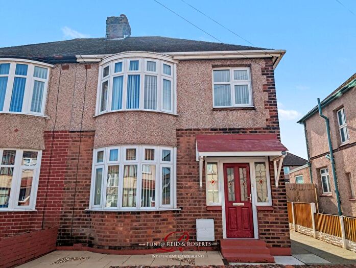 3 Bedroom Semi Detached House For Sale In Queens Avenue, Flint, CH6