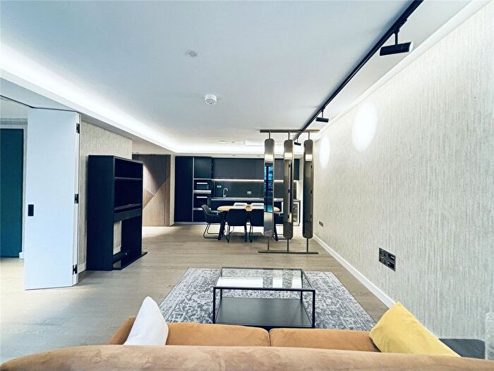 2 Bedroom Flat To Rent In Chapter House, - Parker Street, London, WC2B