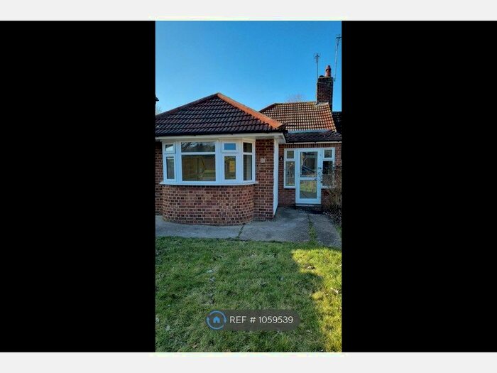 2 Bedroom Bungalow To Rent In Allington Road, Orpington, BR6