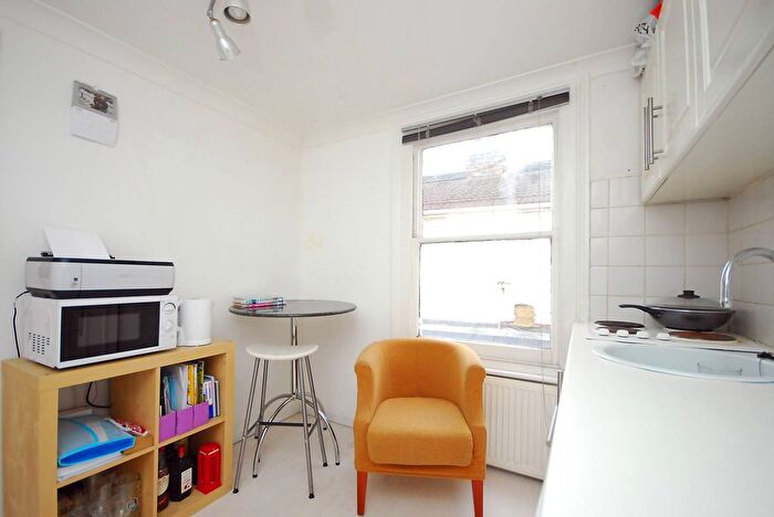 Studio To Rent In Dawes Road, Fulham Broadway, London, SW6