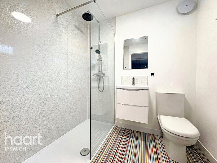 3 Bedroom Terraced House For Sale In Wherstead Road, Ipswich, IP2