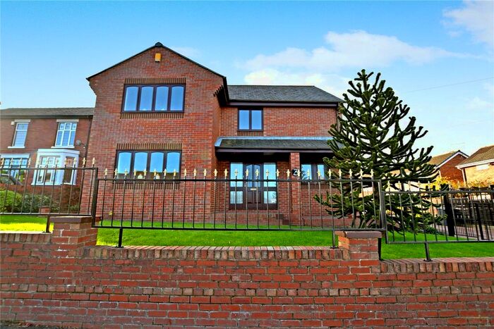 3 Bedroom Detached House To Rent In The Bank, Swithens Lane, Rothwell, Leeds, LS26