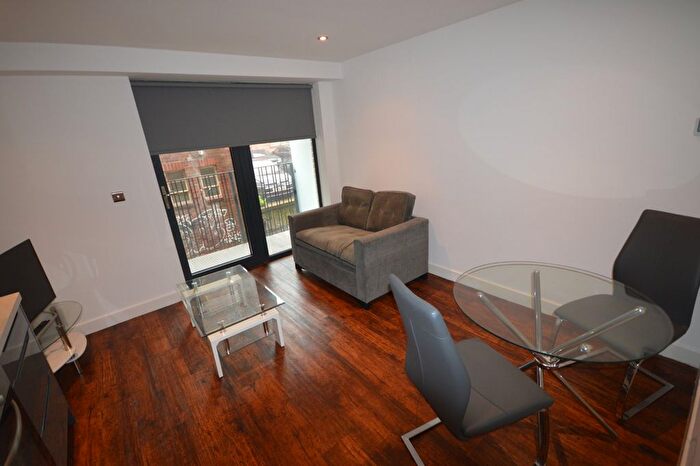 1 Bedroom Flat To Rent In Earl Street, Sheffield, South Yorkshire, S1