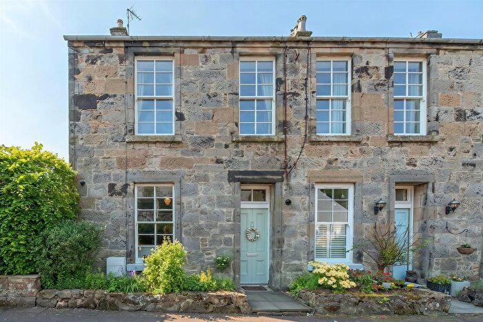 2 Bedroom Flat For Sale In Chapel Place, Dollar, FK14