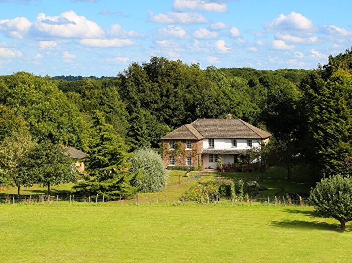 5 Bedroom Detached House To Rent In Wrotham Road, Meopham, Gravesend, DA13