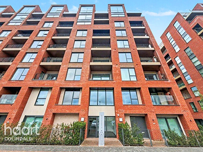 3 Bedroom Apartment For Sale In Quarrion House, Thonrey Close, NW9