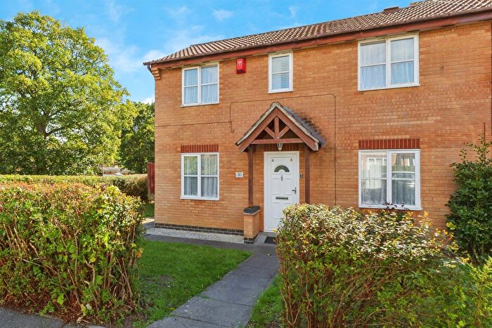 3 Bedroom Semi Detached House For Sale In Woodborough Road, Leicester, LE5