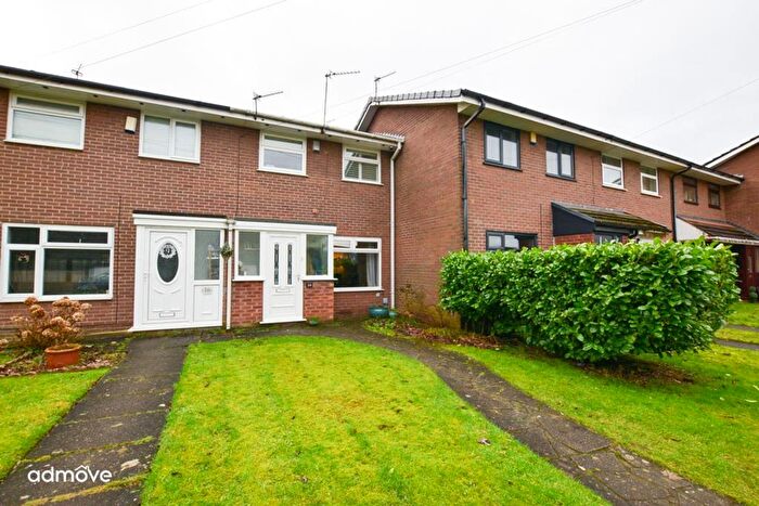 3 Bedroom Terraced House For Sale In Mosedale Close, Manchester, M23