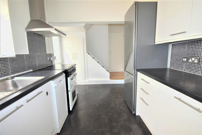 3 Bedroom Terraced House To Rent In Moorland Road, Portsmouth, PO1