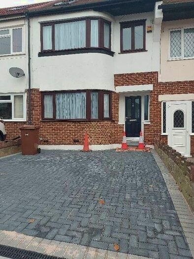 5 Bedroom Terraced House To Rent In Dean Road, Strood, Rochester, ME2