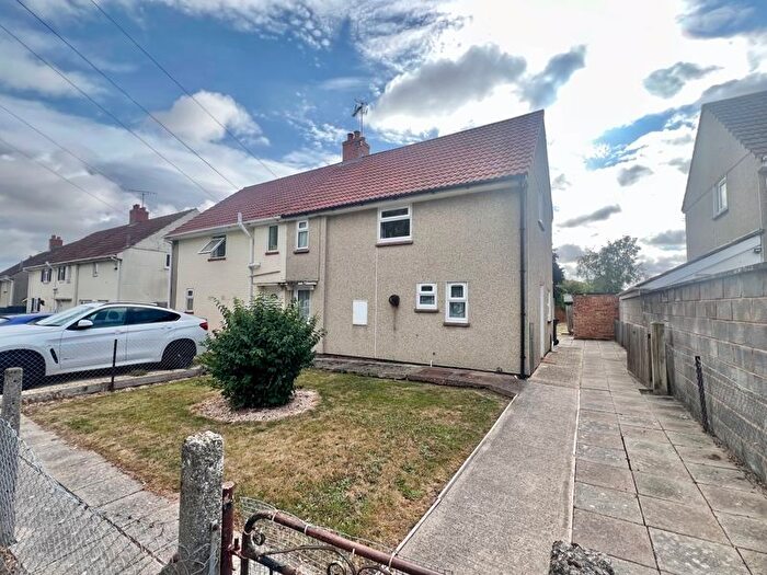 3 Bedroom Semi-Detached House For Sale In Musgrove Road, Taunton - No Onward Chain!, TA1