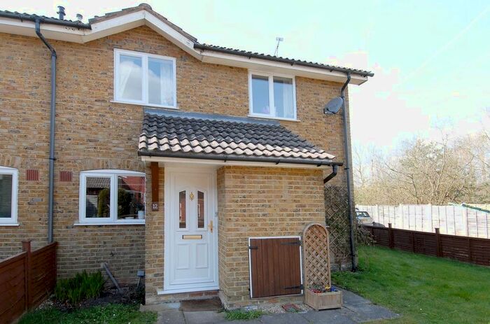 2 Bedroom Terraced House To Rent In Hexham Close, Owlsmoor, Sandhurst, GU47
